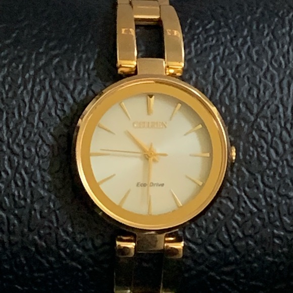 COPY - Citizen AXIOM Womens Watch - Picture 2 of 5